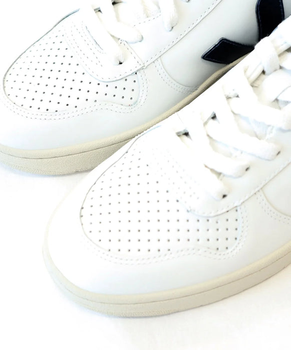 ヴェジャ VEJA  V-10 WHITE NAUTICO PEKIN C.W.L スニーカー