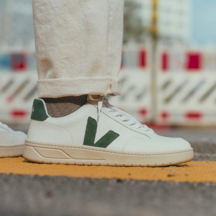 ヴェジャ VEJA  V-12 LEATHER ホワイト/グリーン クロムフリーレザーCYPRUS