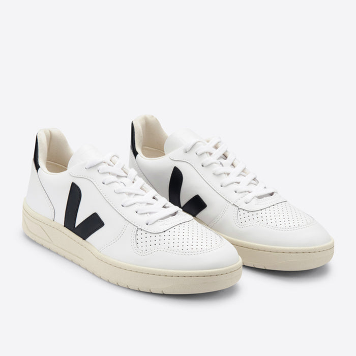 ヴェジャ VEJA V-10スニーカー ホワイト/ブラック C.W.L