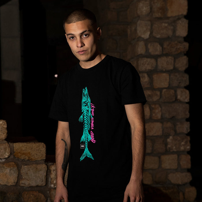 【フェアトレード認定】オーガニックコットン ユニセックス Tシャツ GVO Barracuda
